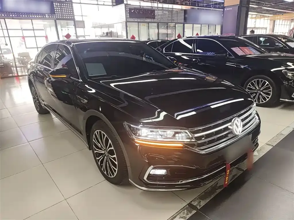 Volkswagen Phideon — фото 3