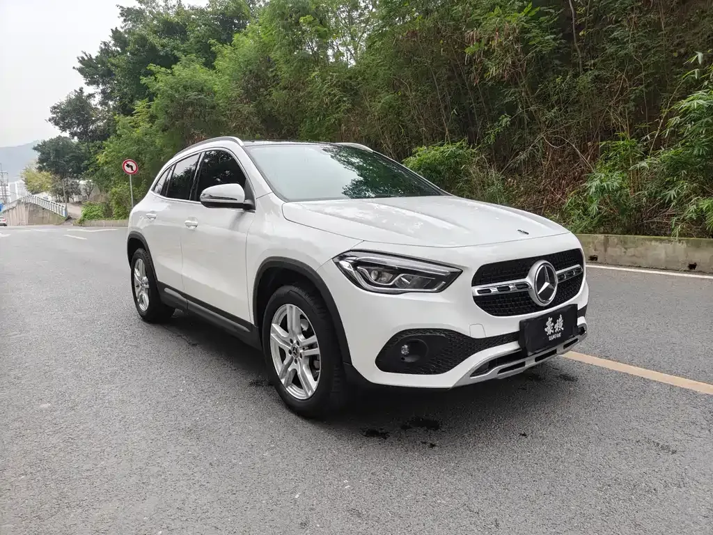 Mercedes-Benz GLA — фото 4