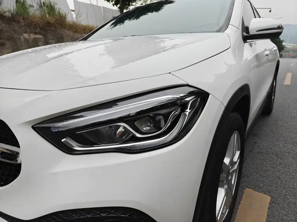 Mercedes-Benz GLA — фото 6