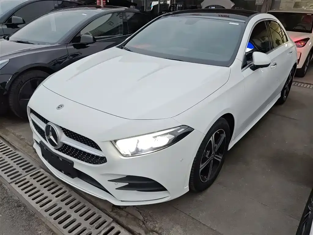 Mercedes-Benz A-Class — фото 1