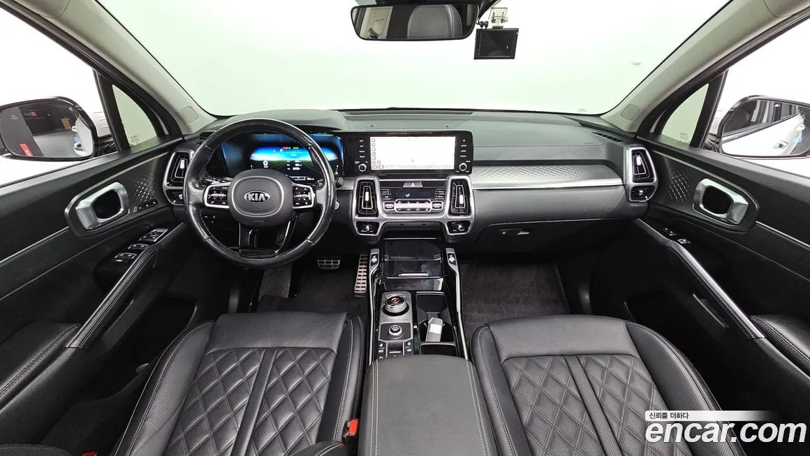 Kia Sorento — фото 8