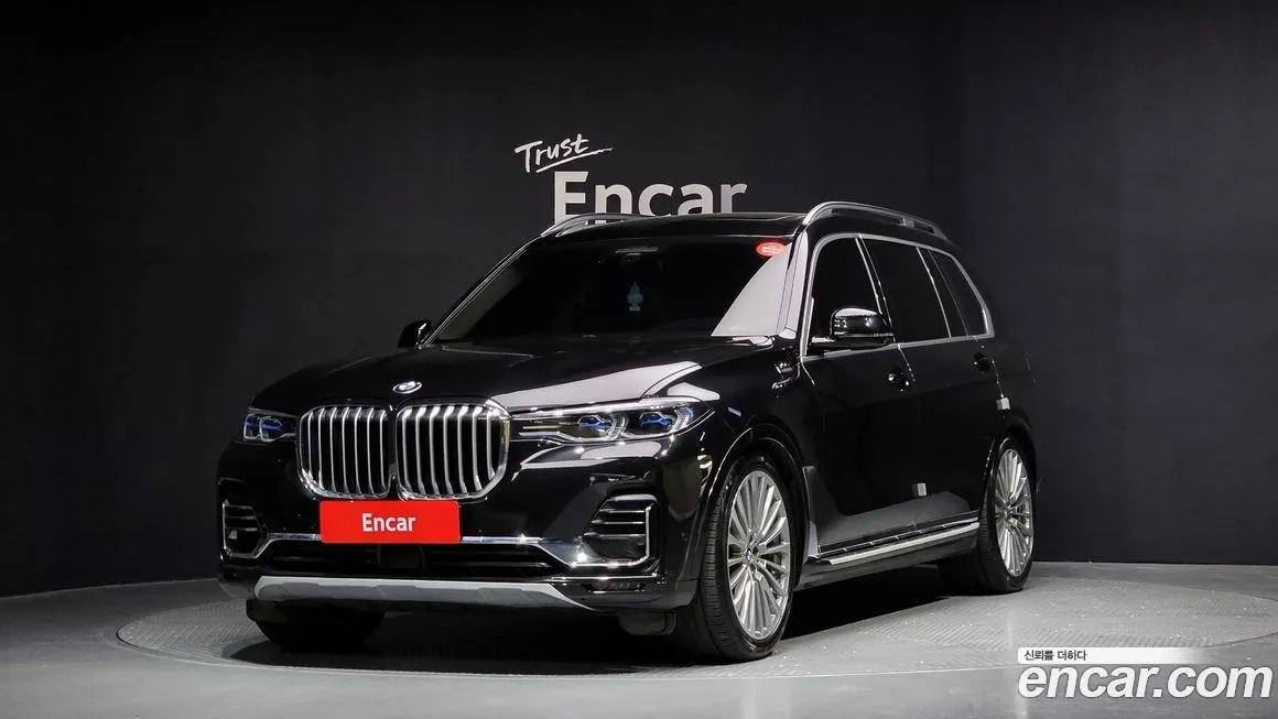 BMW X7 — фото 1