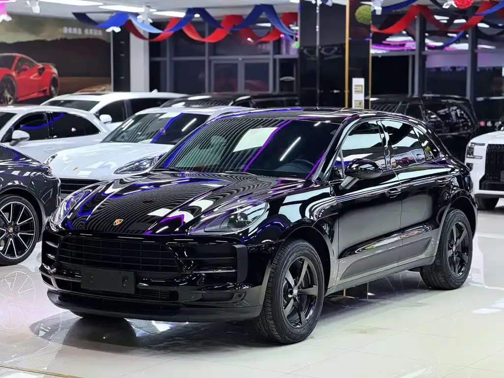 Porsche Macan — фото 1
