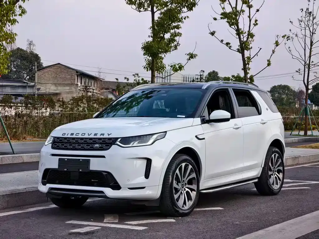 Land Rover Discovery Sport — фото 1