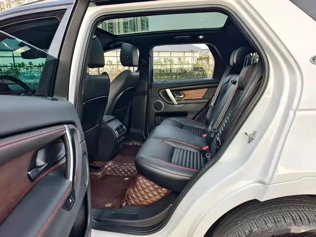 Land Rover Discovery Sport — фото 10