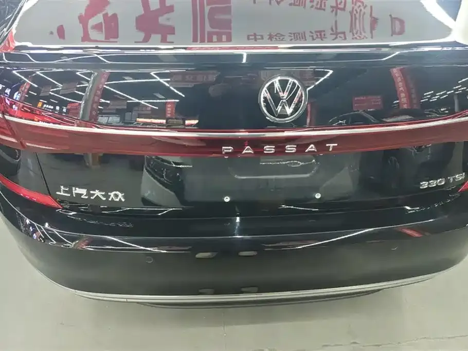 Volkswagen Passat — фото 8