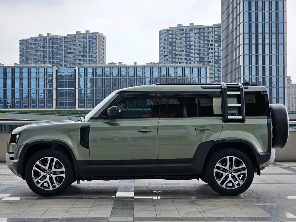 Land Rover Defender — фото 4