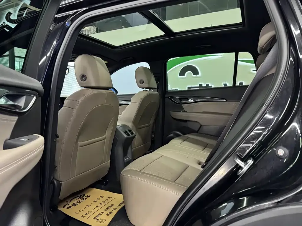 Buick Envision Plus — фото 8