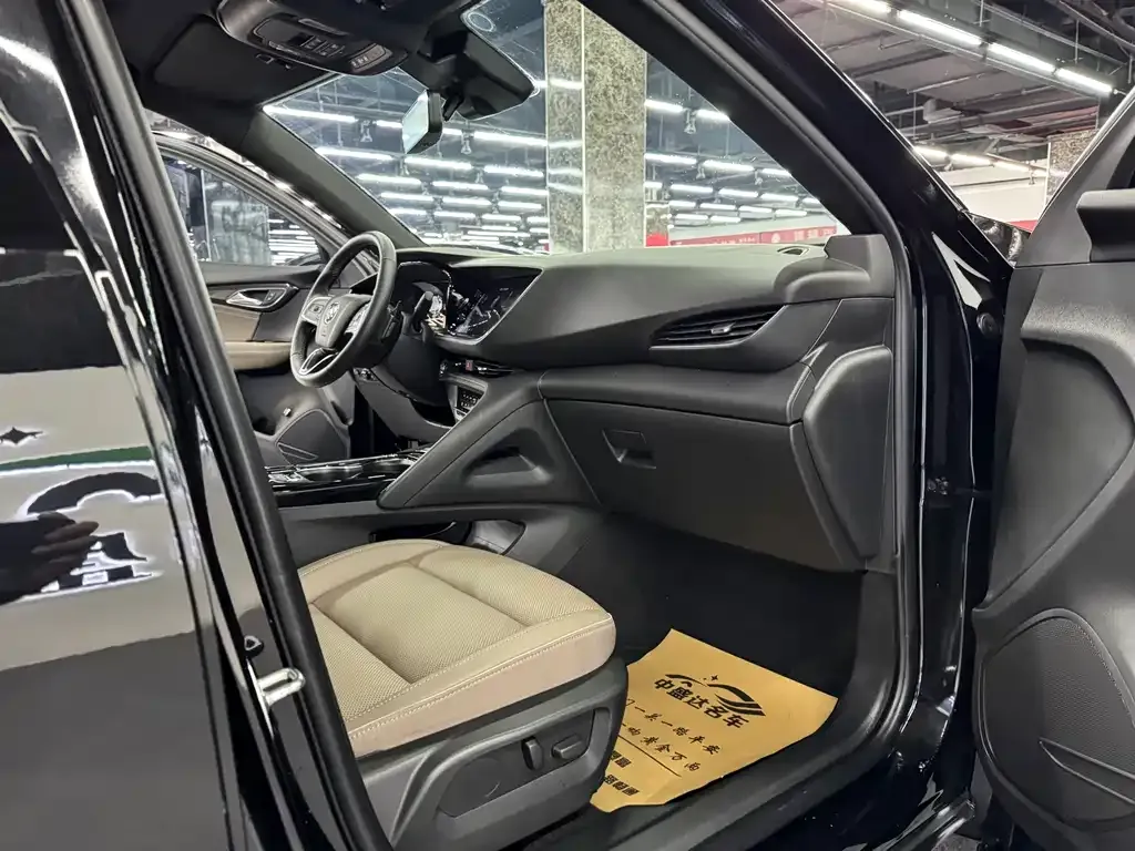 Buick Envision Plus — фото 9