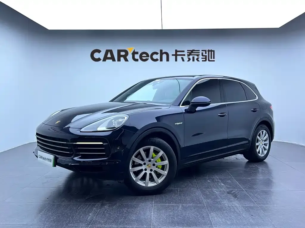Porsche Cayenne Hybrid — фото 1