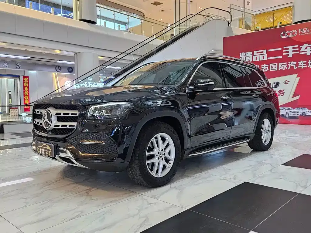 Mercedes-Benz GLS — фото 1