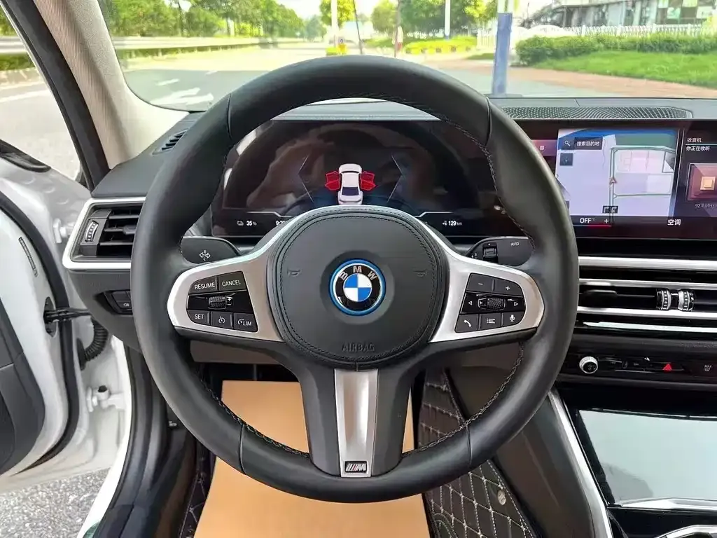 BMW i3 — фото 4