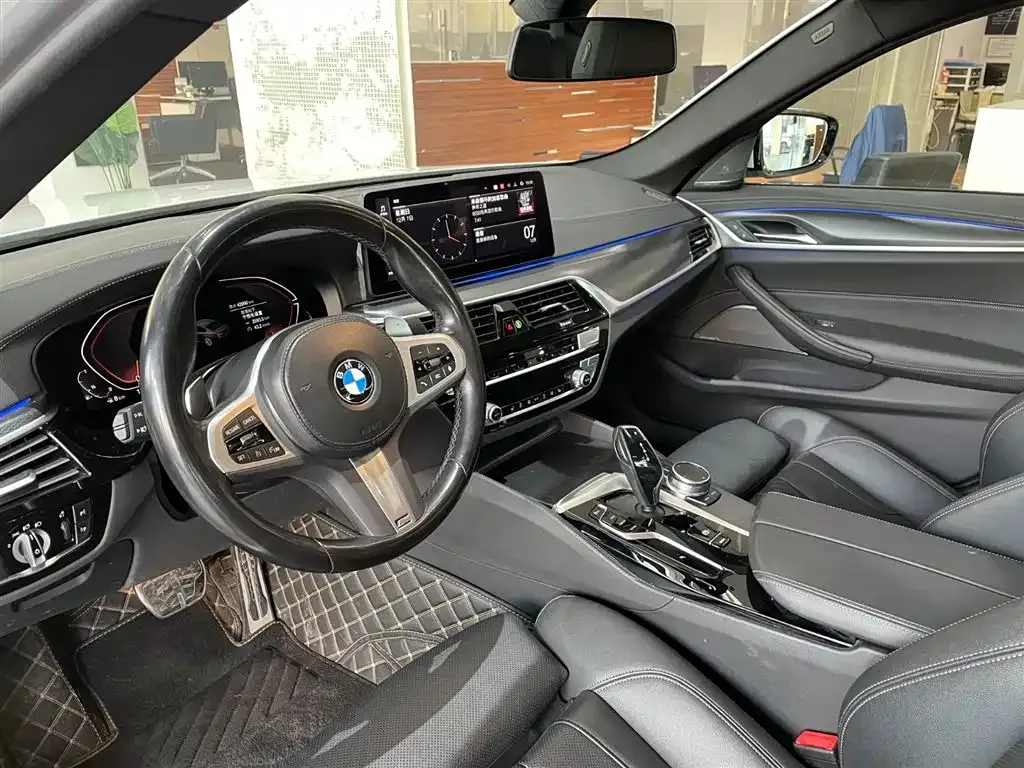 BMW 5 Series (Import) — фото 10