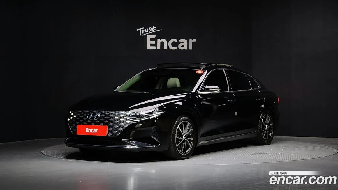 Hyundai Grandeur — фото 1