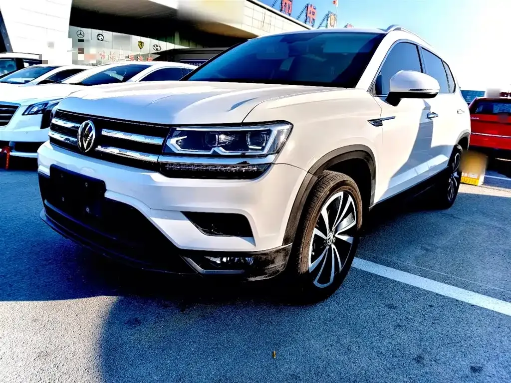 Volkswagen Tharu — фото 4