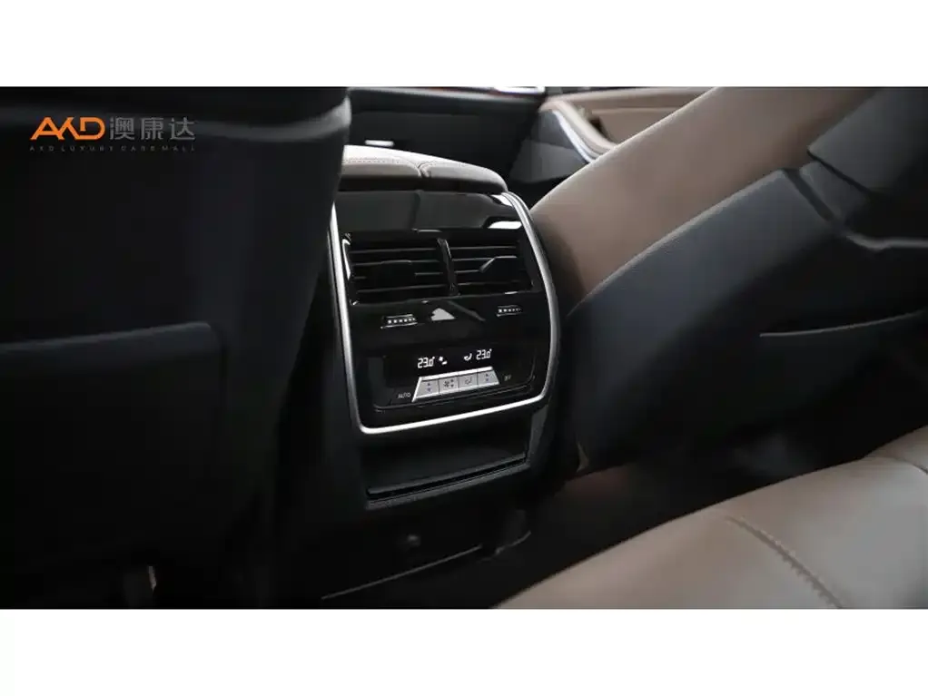 BMW X5 (Import) — фото 2