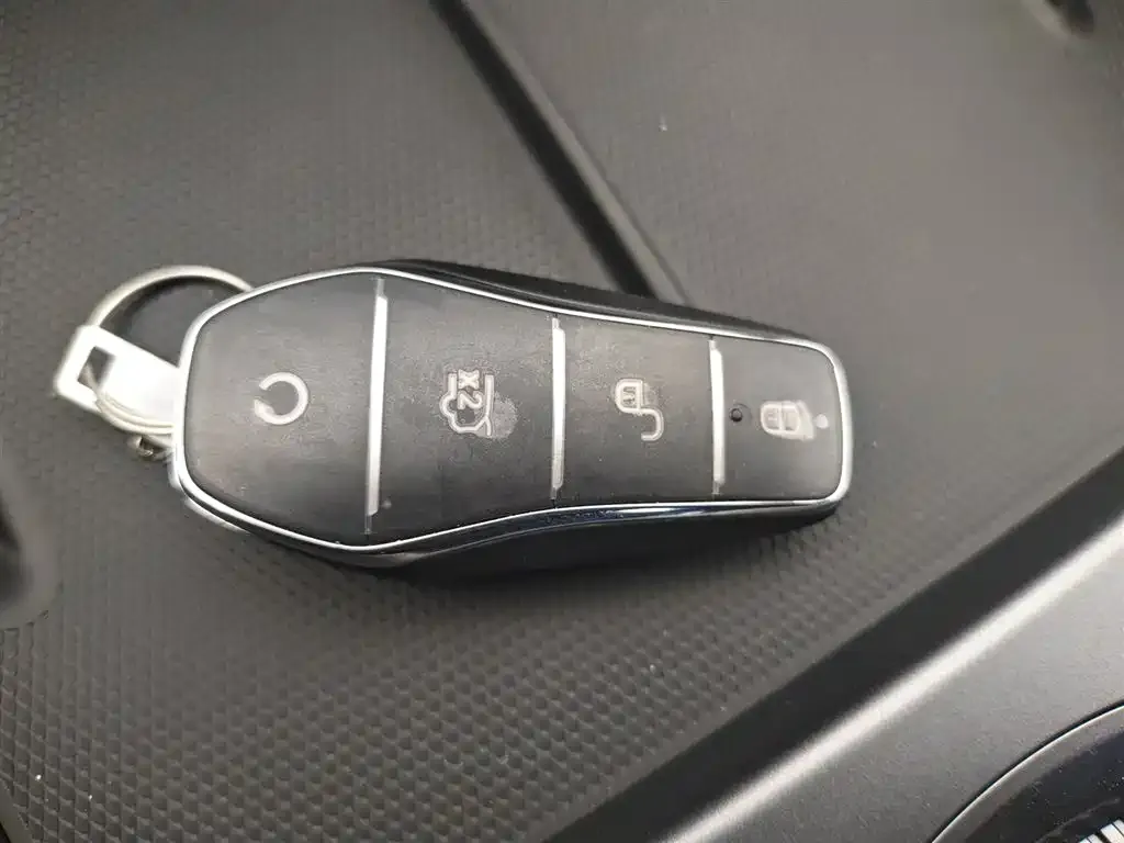 BYD Seal 06 — фото 10