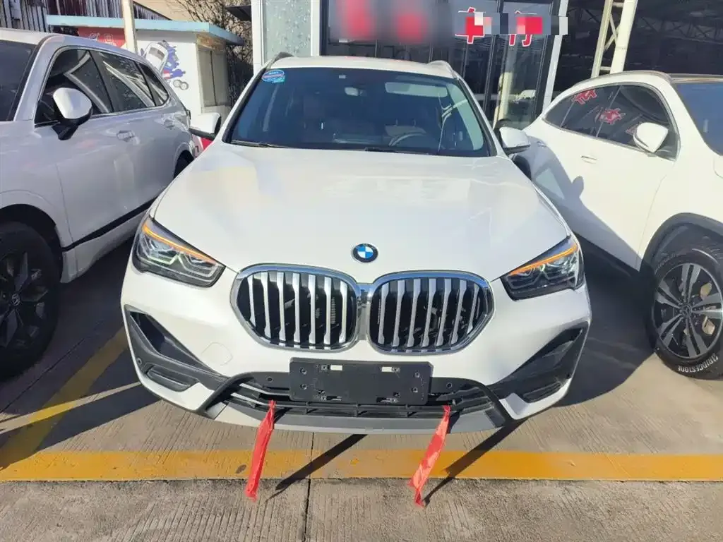 BMW X1 — фото 10