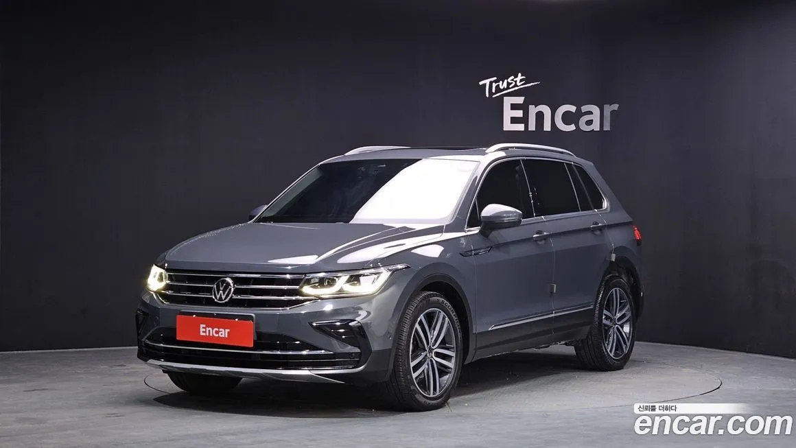 Volkswagen Tiguan — фото 1