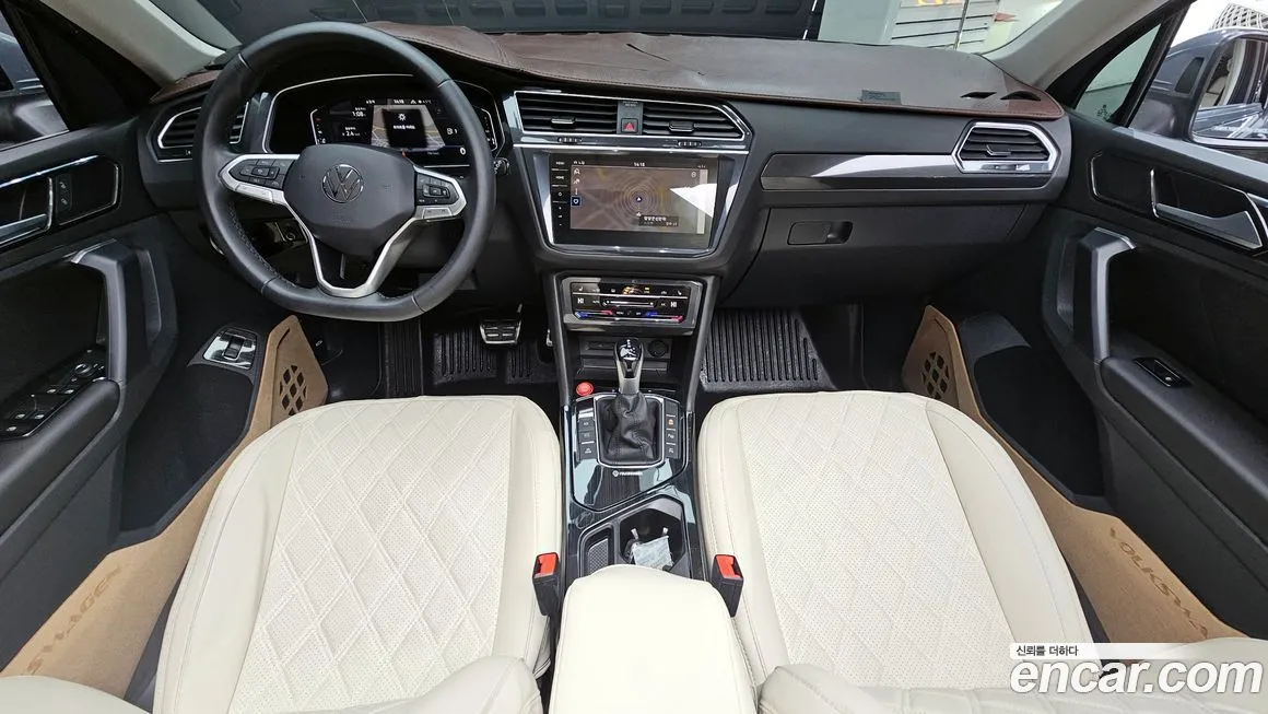Volkswagen Tiguan — фото 8