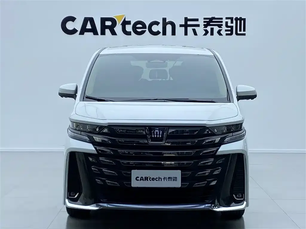 Toyota Vellfire — фото 4