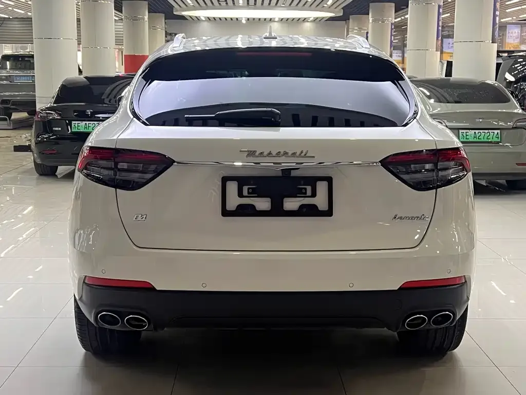 Maserati Levante — фото 9