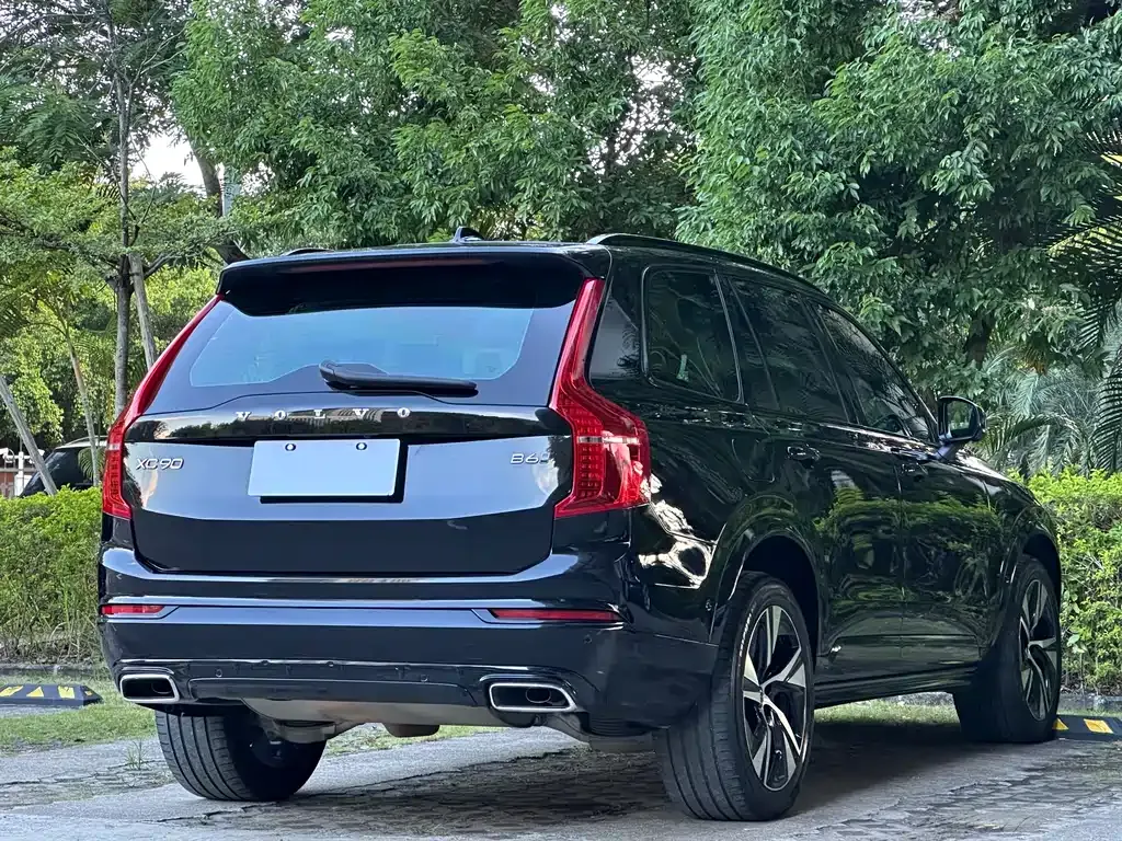 Volvo XC90 — фото 4