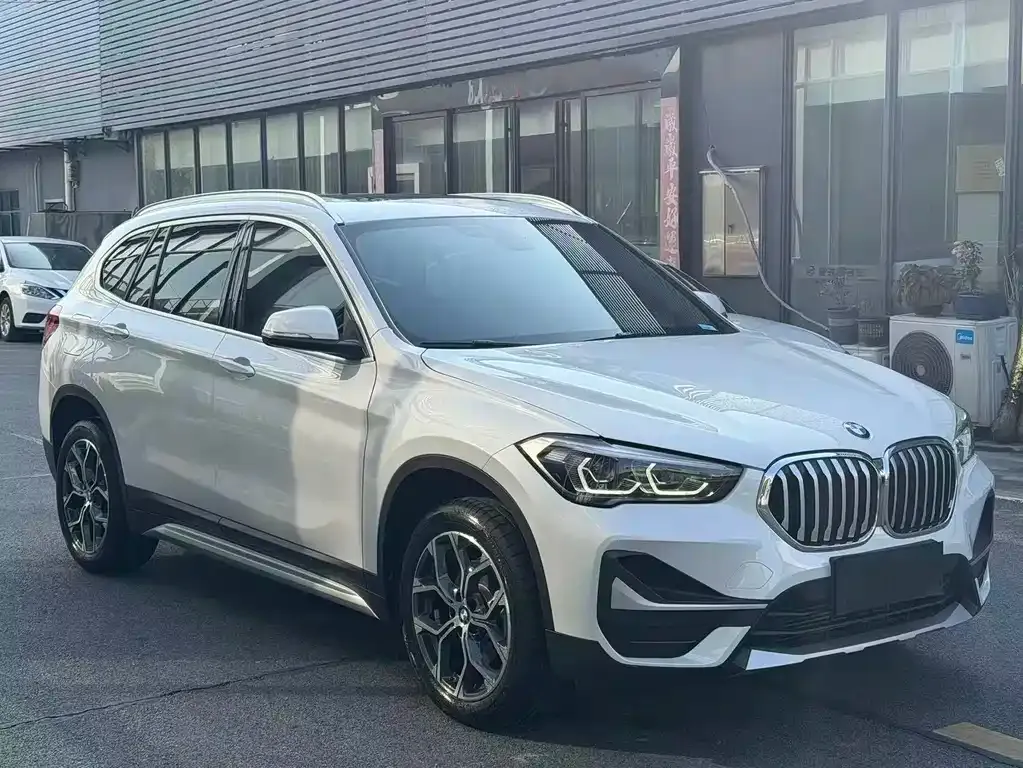 BMW X1 — фото 3