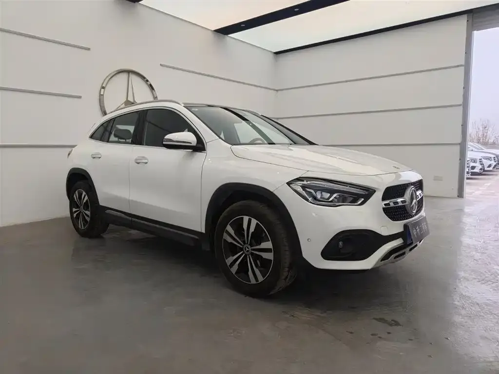 Mercedes-Benz GLA — фото 9