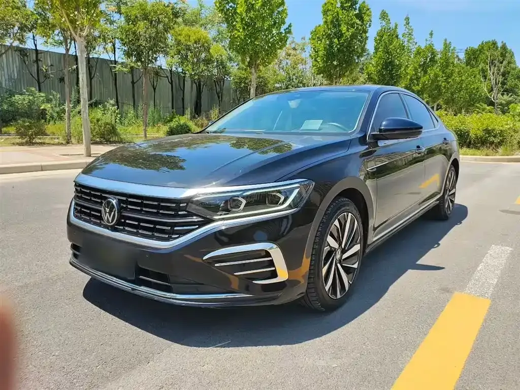Volkswagen Passat — фото 2