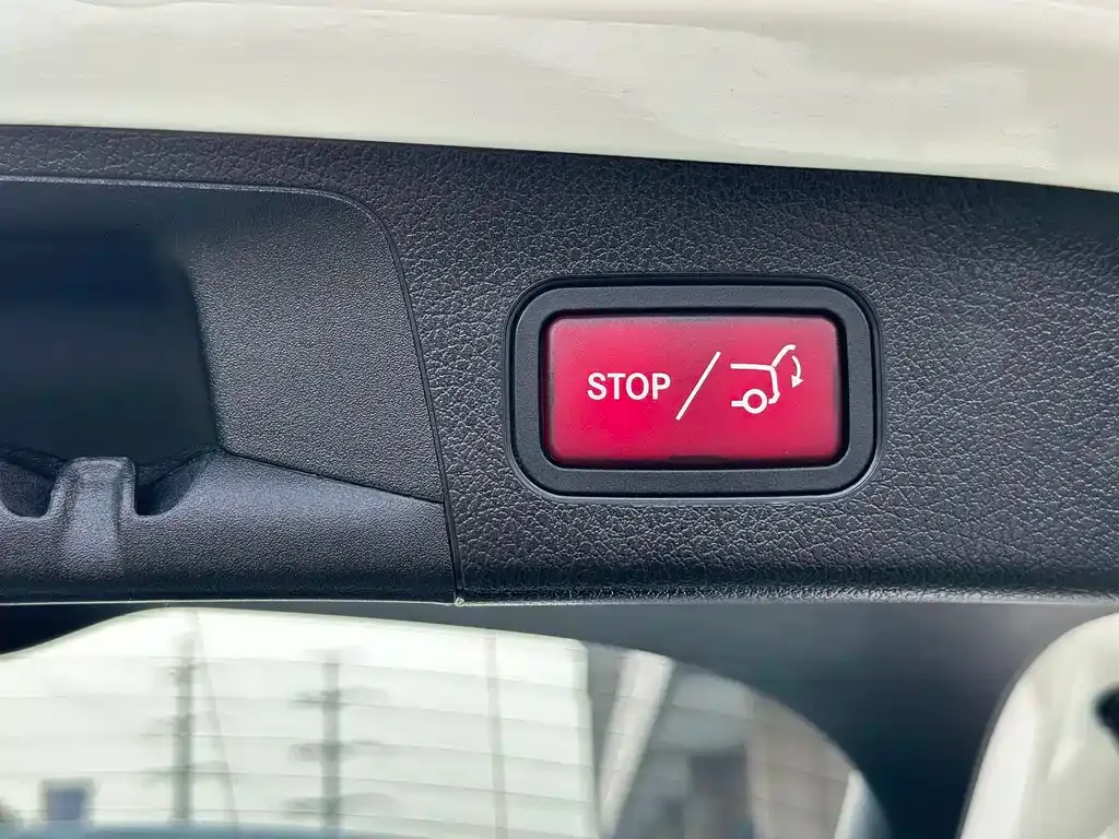 Mercedes-Benz EQA — фото 10