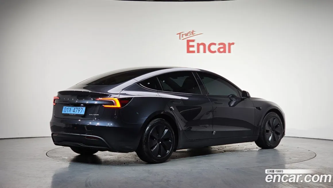 Tesla Model 3 — фото 2