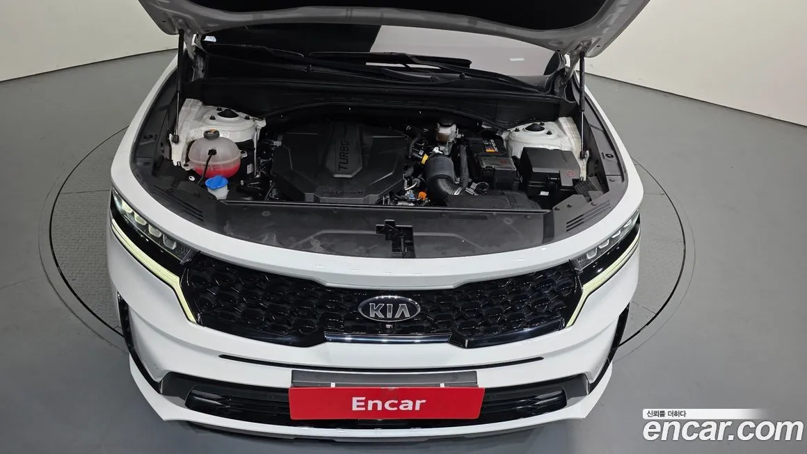 Kia Sorento — фото 7