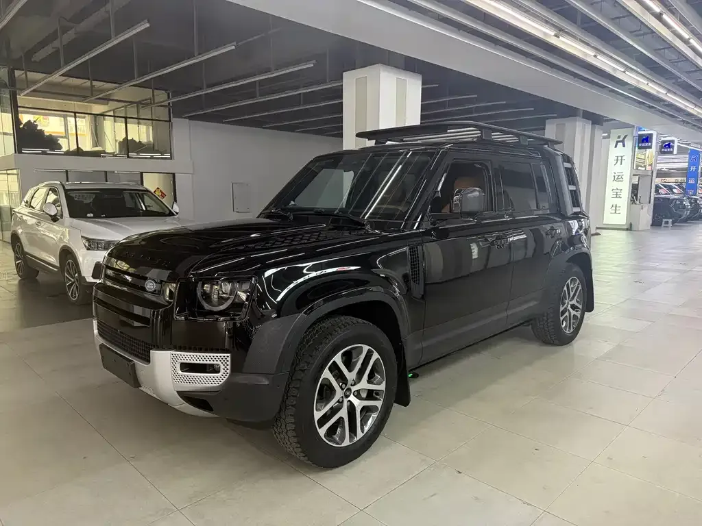 Land Rover Defender — фото 1