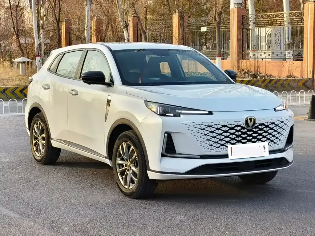 Changan CS55PLUS — фото 2