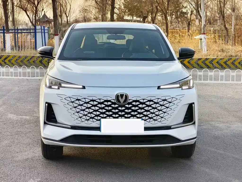 Changan CS55PLUS — фото 3