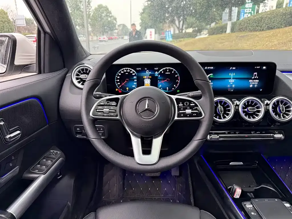 Mercedes-Benz GLA — фото 2