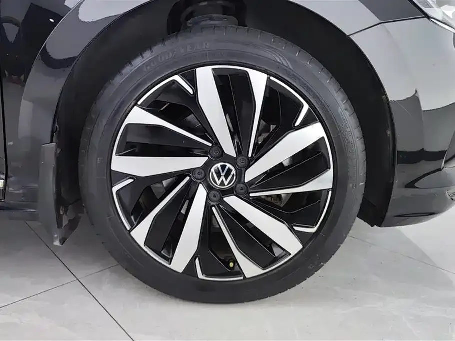 Volkswagen Passat — фото 6