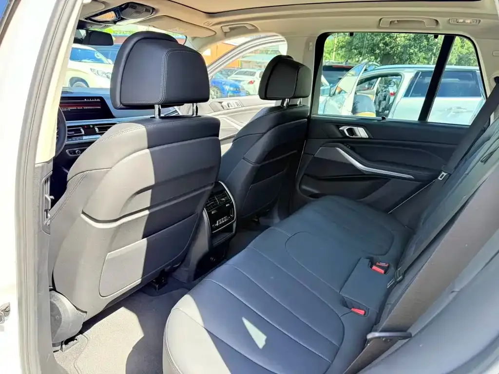 BMW X5 (Import) — фото 3