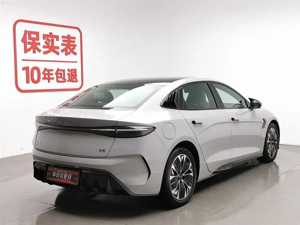 BYD Seal — фото 7
