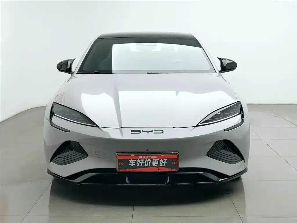 BYD Seal — фото 4