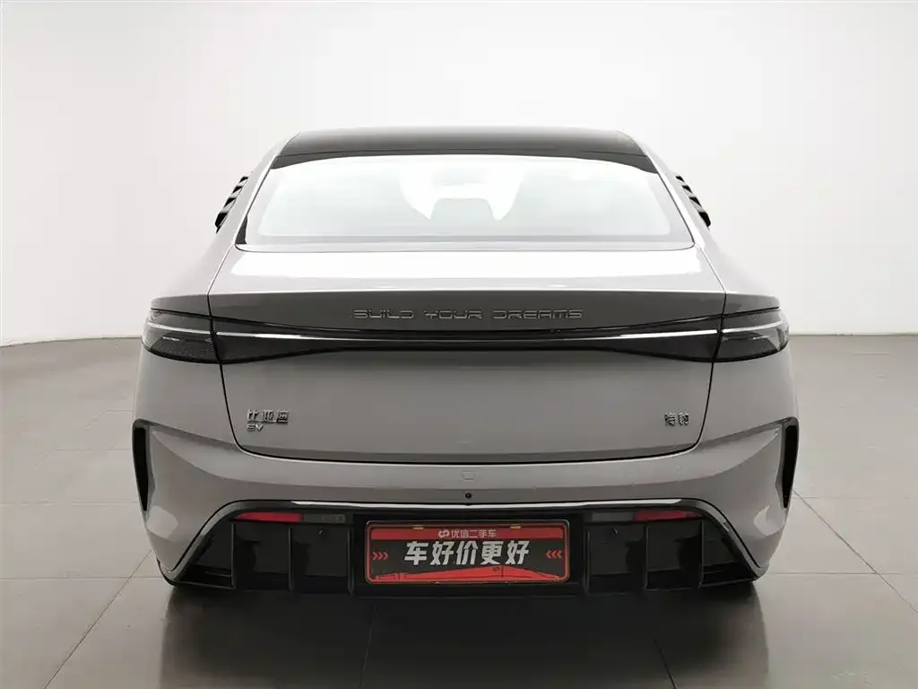 BYD Seal — фото 3