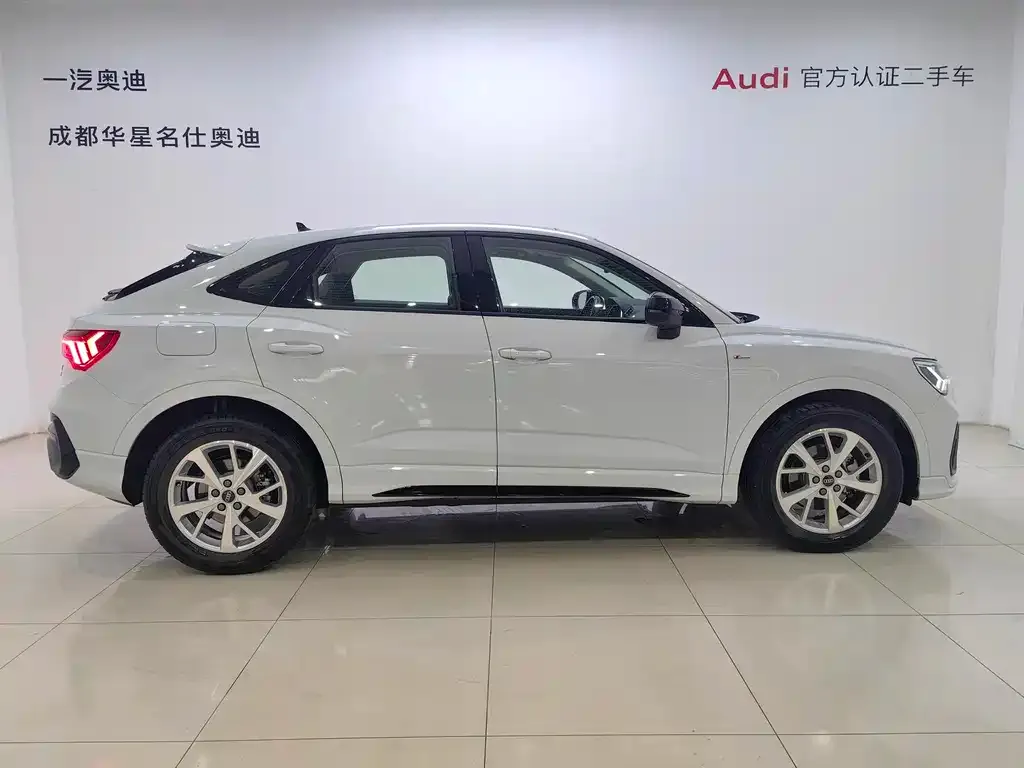 Audi Q3 Sportback — фото 4