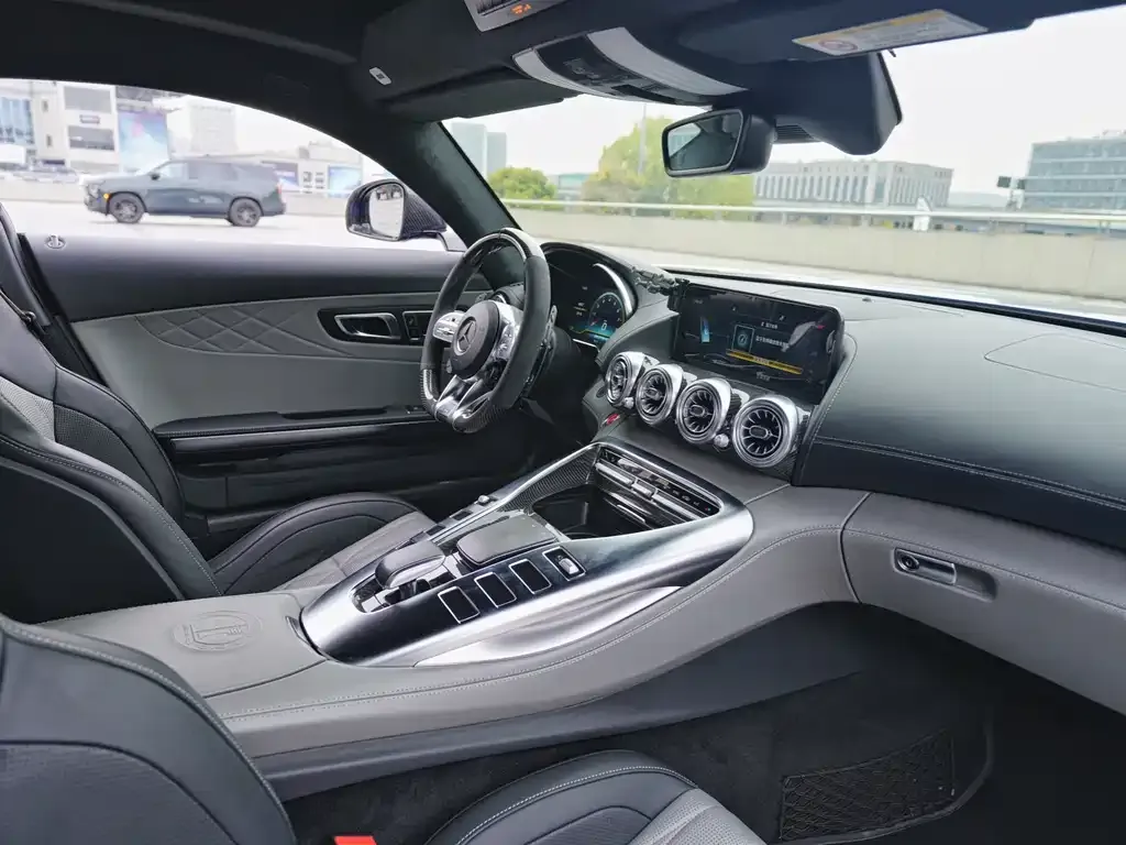 Mercedes-Benz AMG GT — фото 5