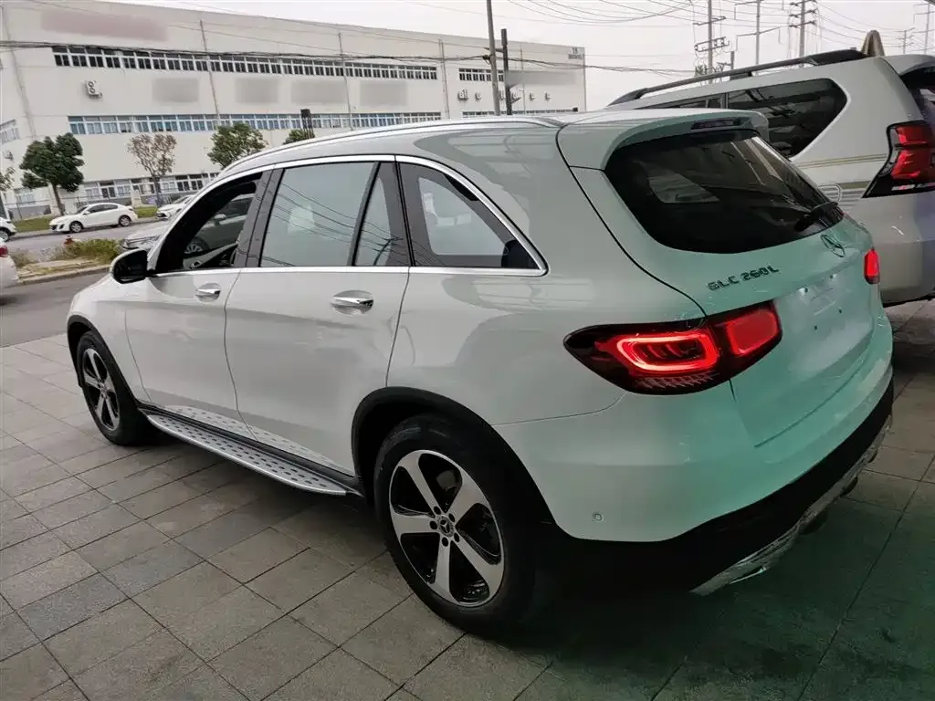 Mercedes-Benz GLC — фото 10