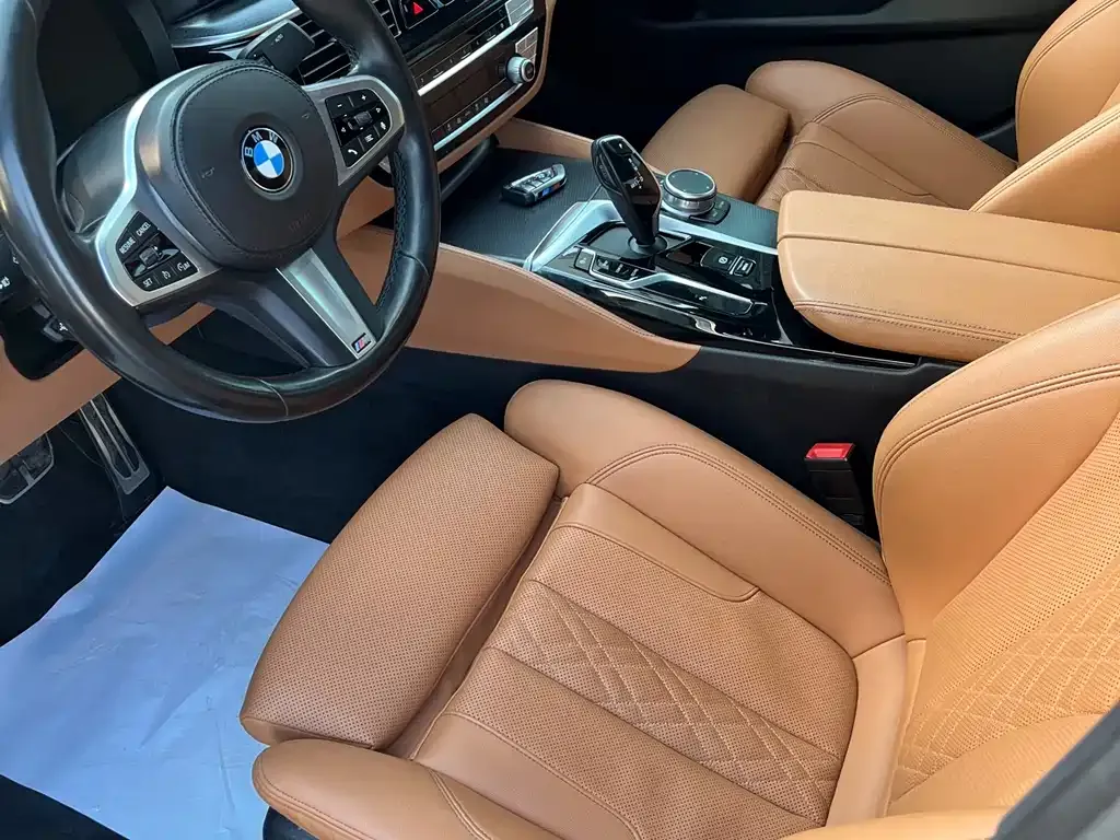 BMW 5 Series (Import) — фото 10