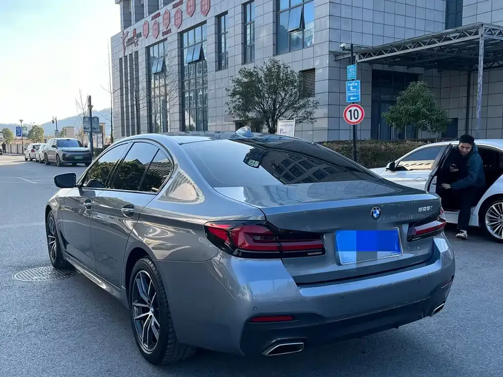 BMW 5 Series (Import) — фото 9