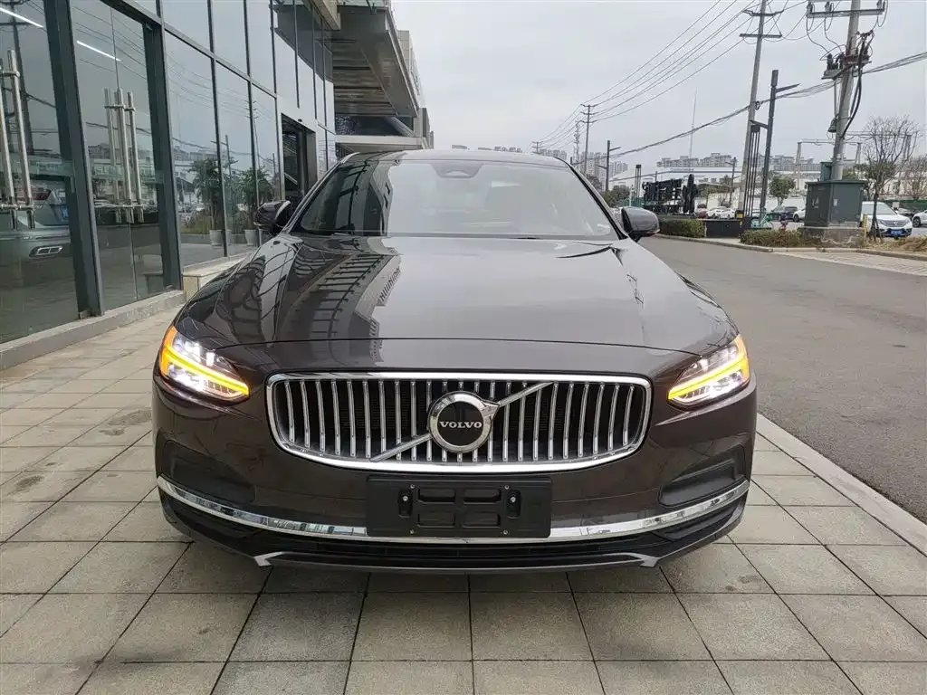Volvo S90 — фото 4