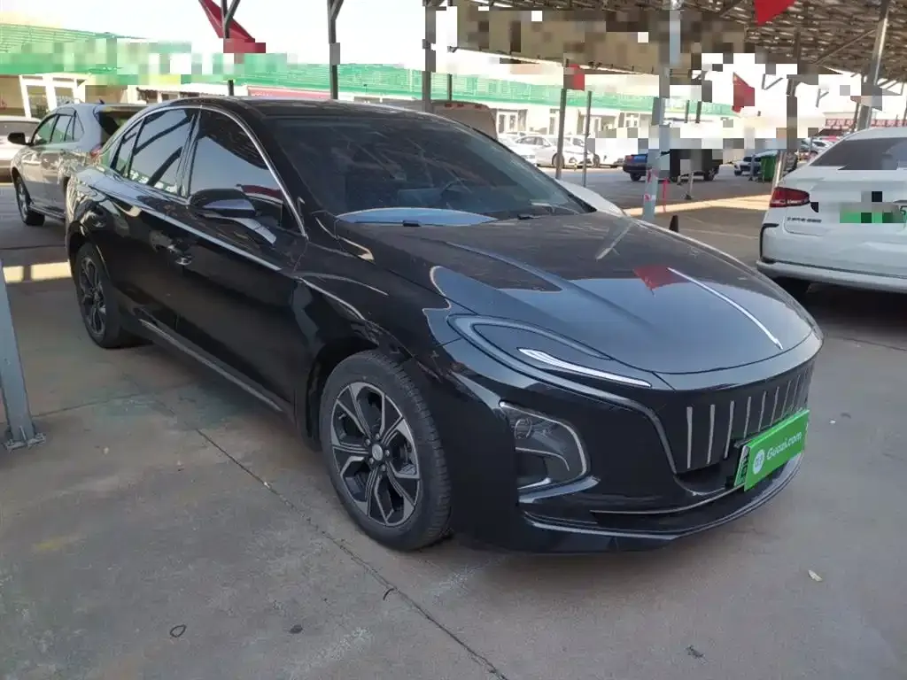 Hongqi E-QM5 — фото 4