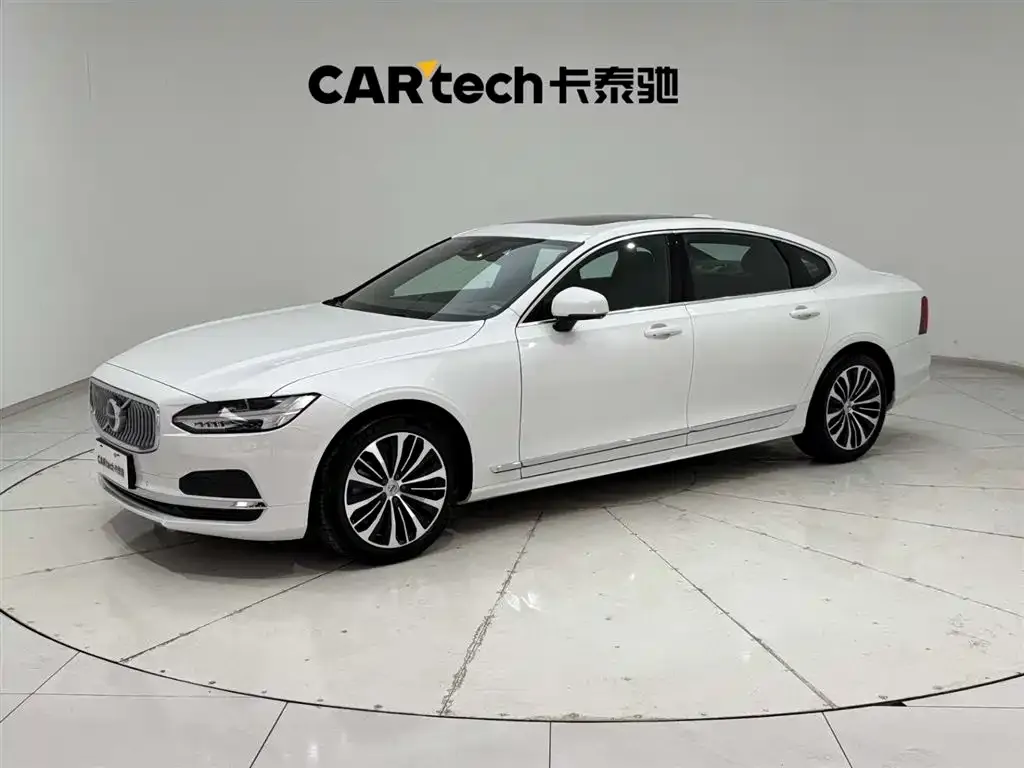 Volvo S90 — фото 1